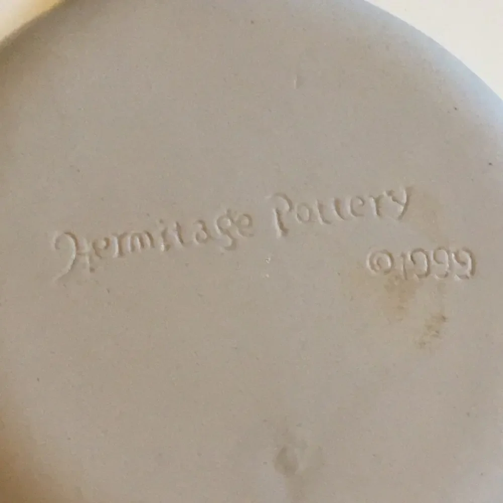 Hermitage Pottery Sandstone pumpkin & fall leaf - Autum leaves